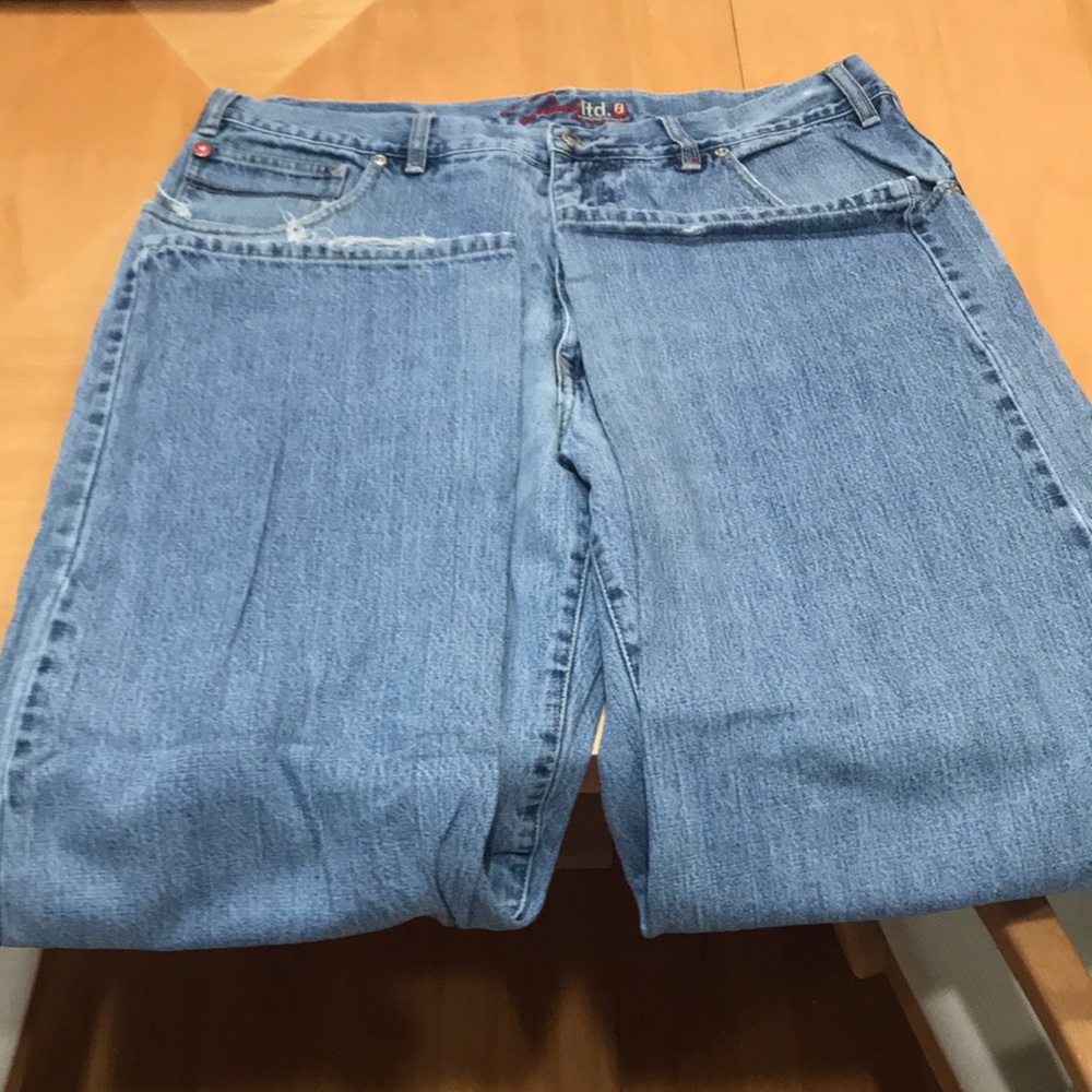 Shady Jeans - Picture 2 of 4